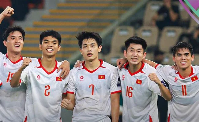Đá gà trực tiếp và xổ số online